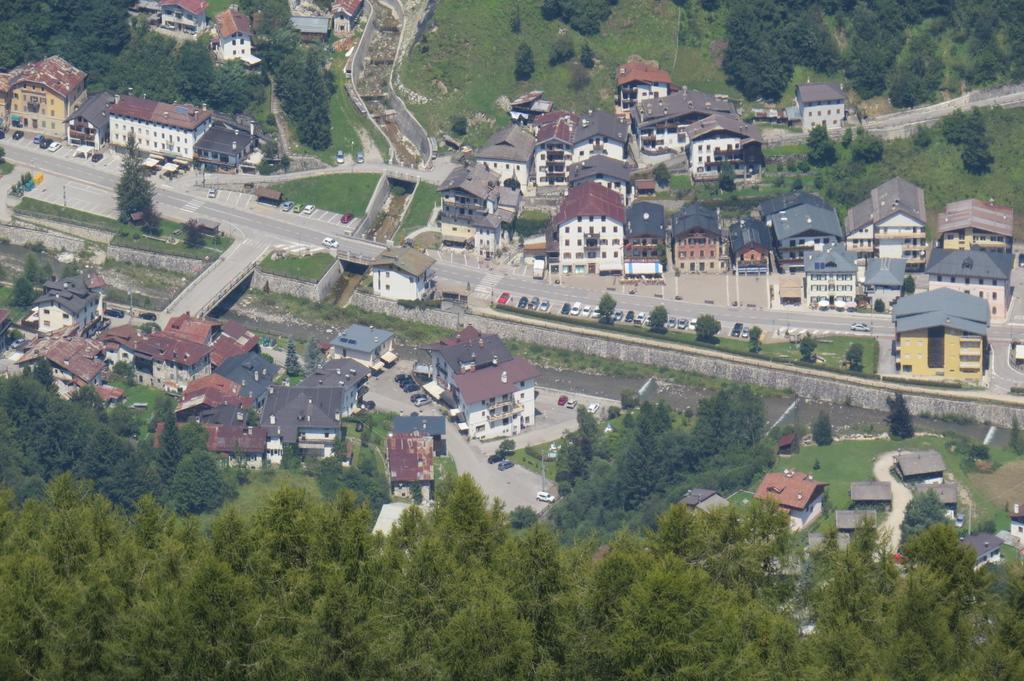 Hotel Zoldana Forno di Zoldo Bagian luar foto