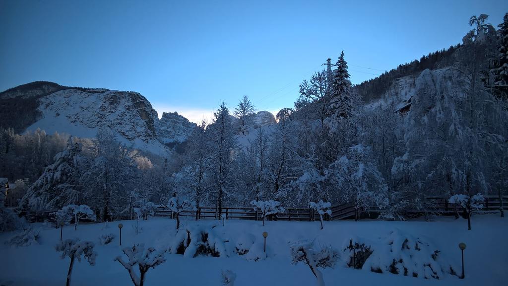 Hotel Zoldana Forno di Zoldo Bagian luar foto